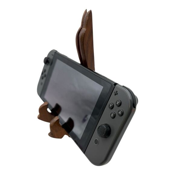 Nintendo Switch withGray Joy-Con (HAC-001-01) & Charger - Picture 7 of 7